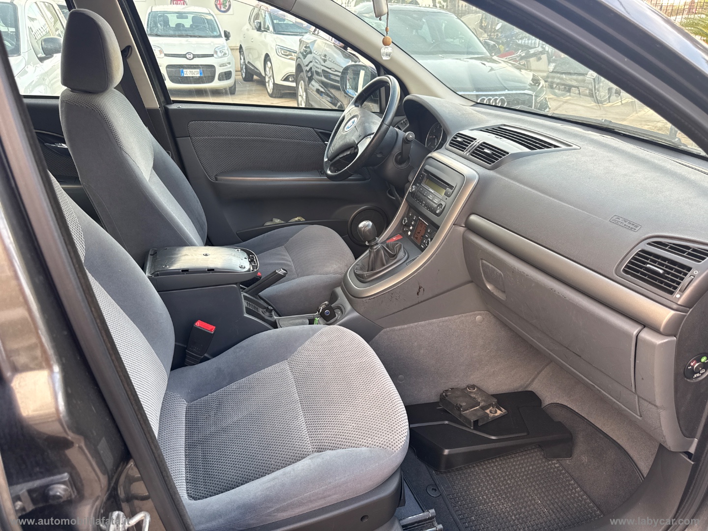 Croma 1.9 MJT Dynamic DIESEL 81.000 KM - immagine 17