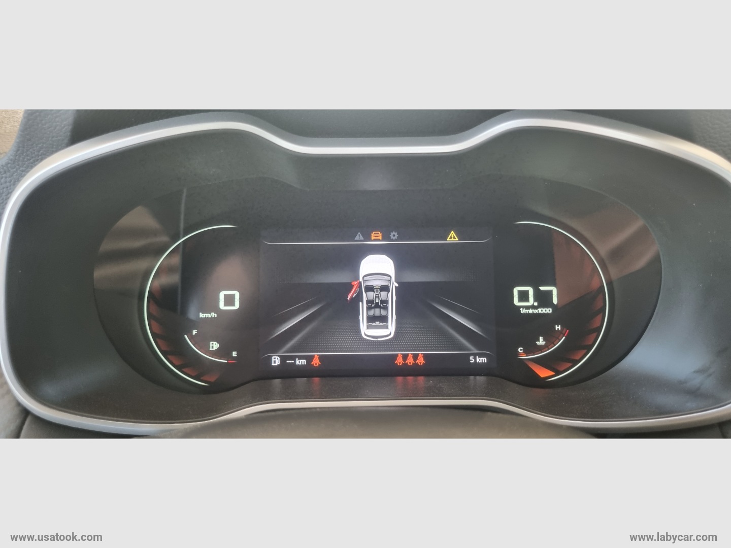 ZS 1.5 VTi-tech Luxury MG ZS 1.5 LUXURY KM0 - immagine 17