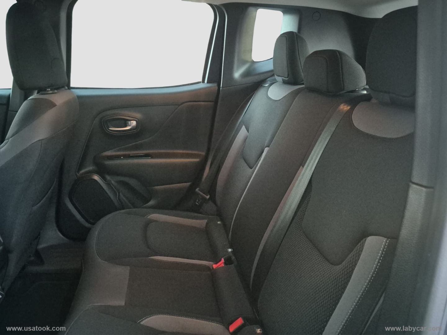 Renegade 1.5 T4 MHEV Limited IBRIDO BENZINA/ELETTRICO - immagine 17