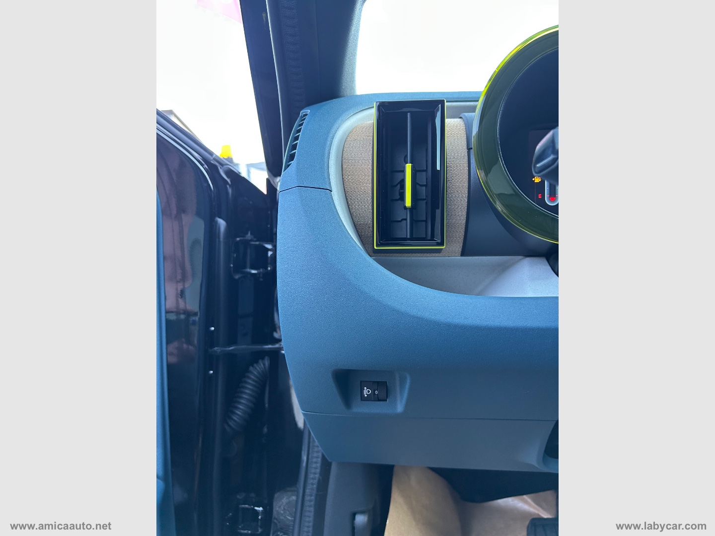 Grande Panda 1.2 Hybrid 110 S&S La Prima - immagine 17