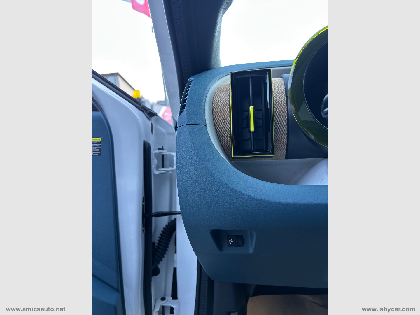 Grande Panda 1.2 Hybrid 110 S&S La Prima - immagine 17
