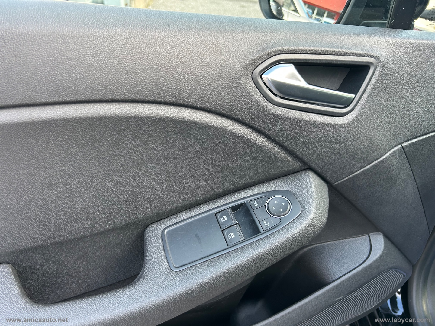 Clio TCe 90 CV 5p. Equilibre - immagine 17