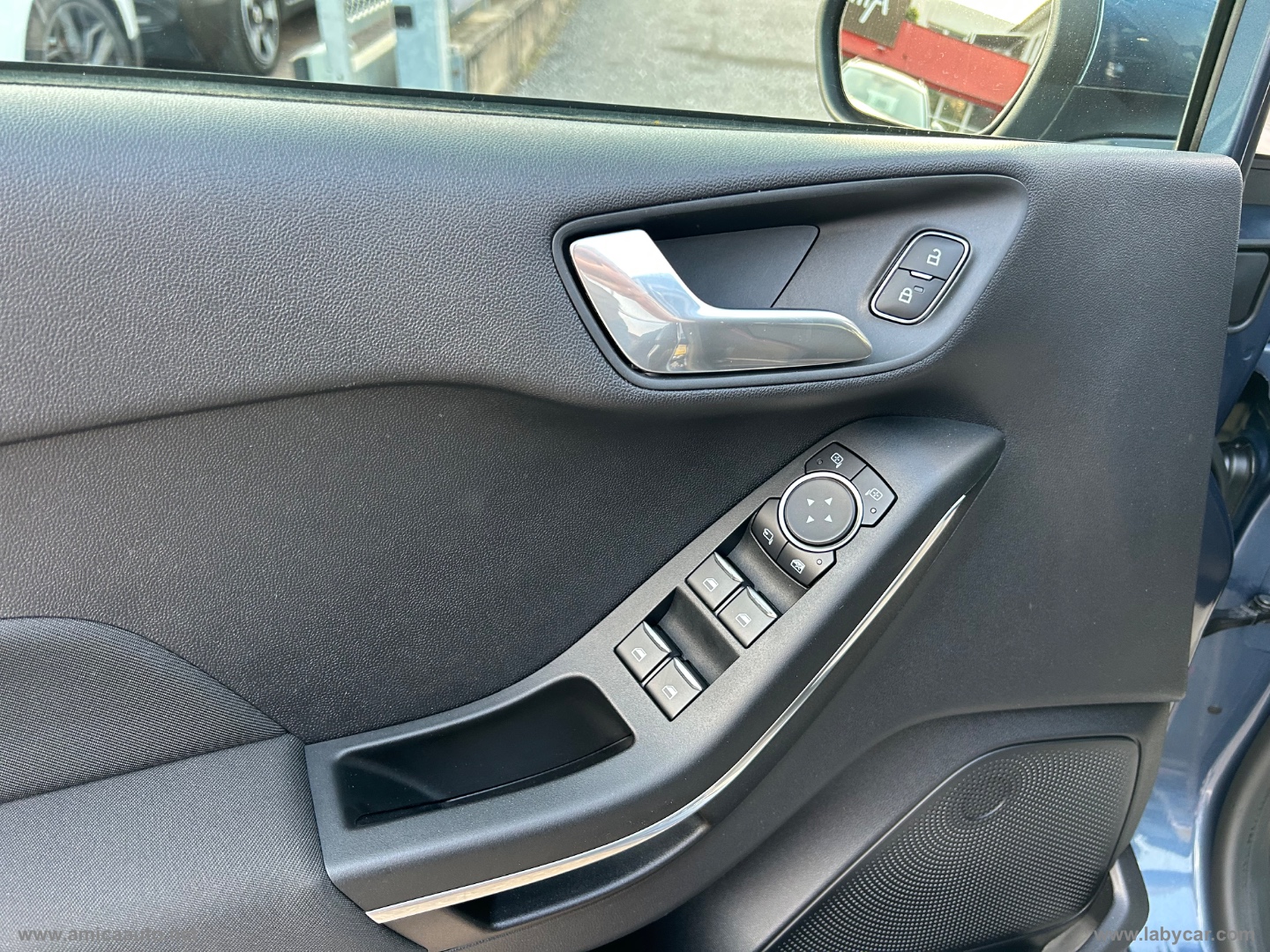 Fiesta 1.5 EcoBlue 5p. ST-Line - immagine 17