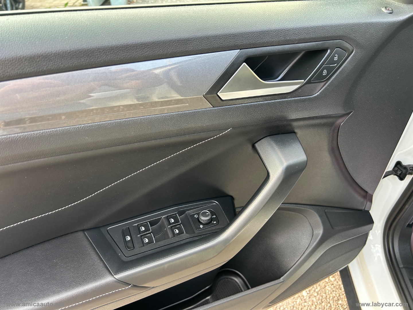 T-Roc 1.5 TSI ACT DSG Style - immagine 17