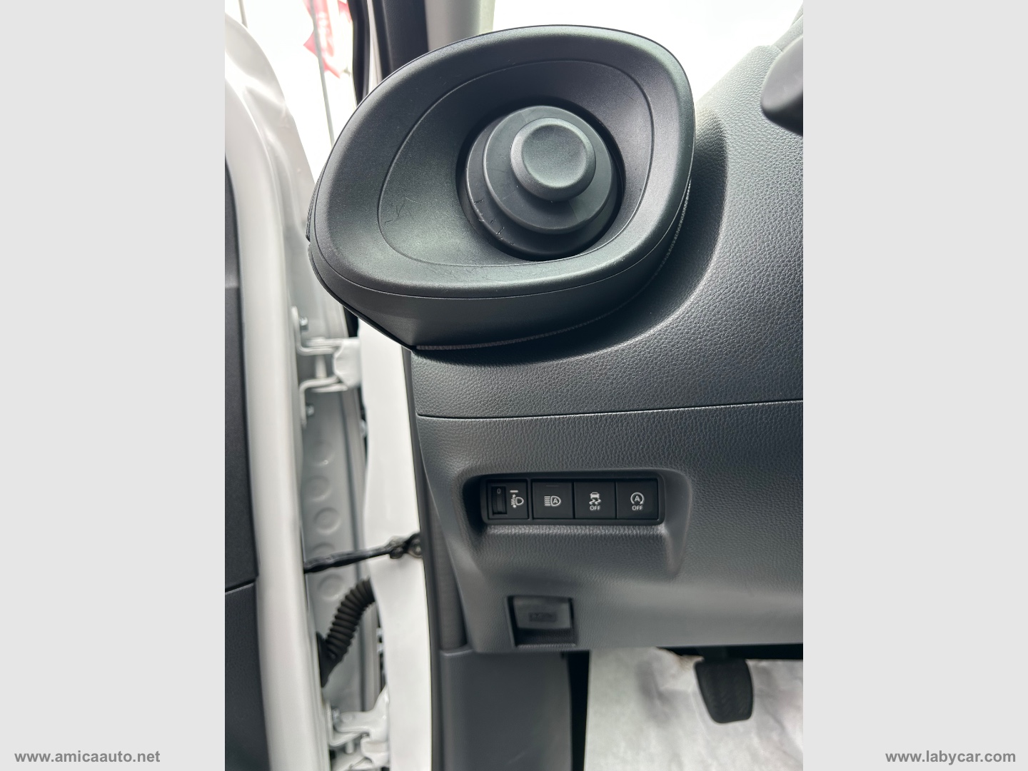 Aygo X 1.0 VVT-i 72 CV 5p. Active - immagine 17