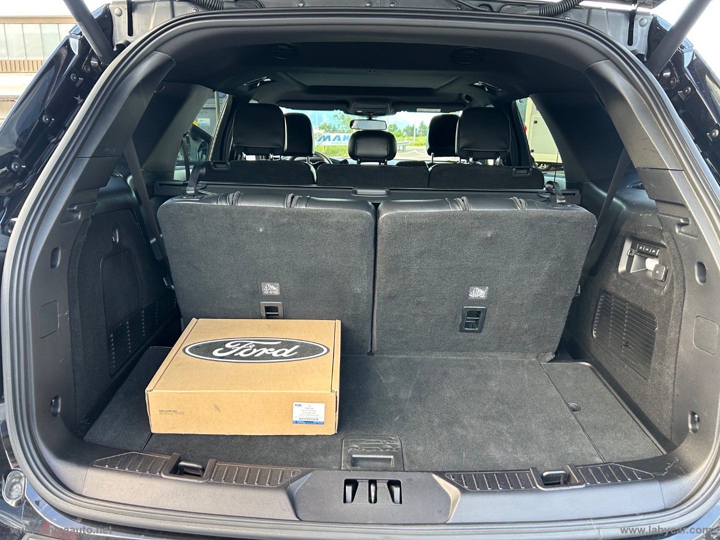 Explorer 3.0 PHEV 457 CV A10 AWD ST Line - immagine 17