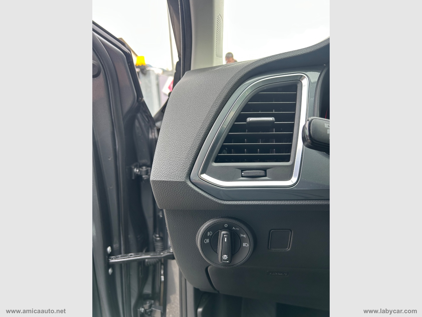 Ateca 1.5 EcoTSI DSG Business - immagine 17