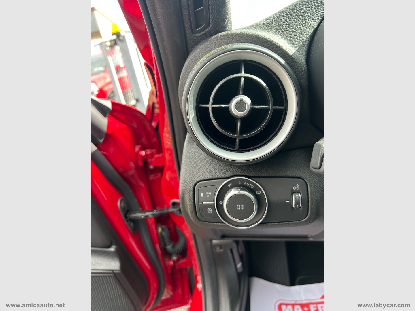 Giulia 2.0 Turbo 280CV AT8 AWD Q4 Veloce KM 10.700 - immagine 17