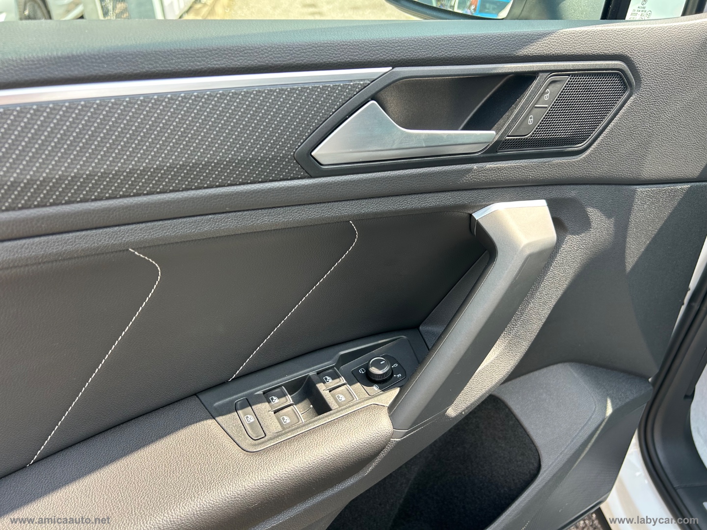 Tiguan 2.0 TDI 150CV SCR DSG 4MOT.R-Line - immagine 17