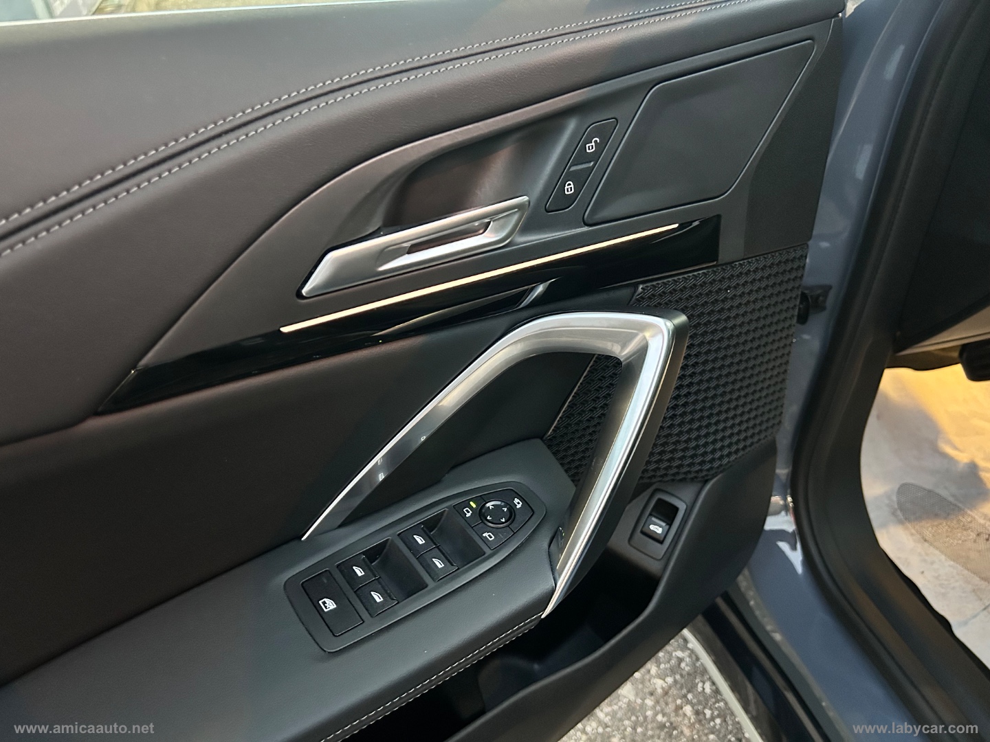 X1 xDrive 23i xLine - immagine 17