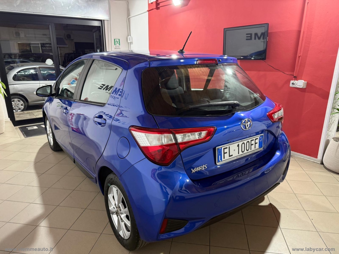 Yaris 1.5 5p. Lounge - immagine 17