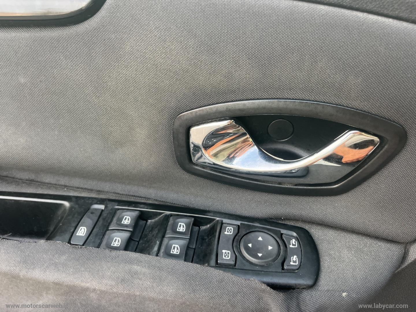 Scénic 1.5 dCi 110 CV EDC Limited - immagine 17
