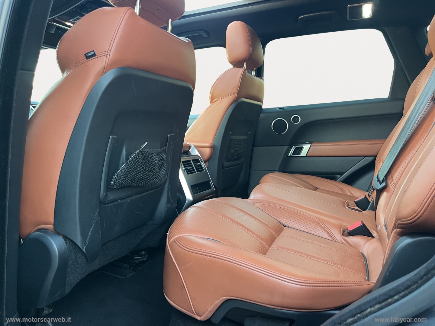 Range Rover Sport 3.0 TDV6 HSE Dynamic TETTO APRIBILE - immagine 17