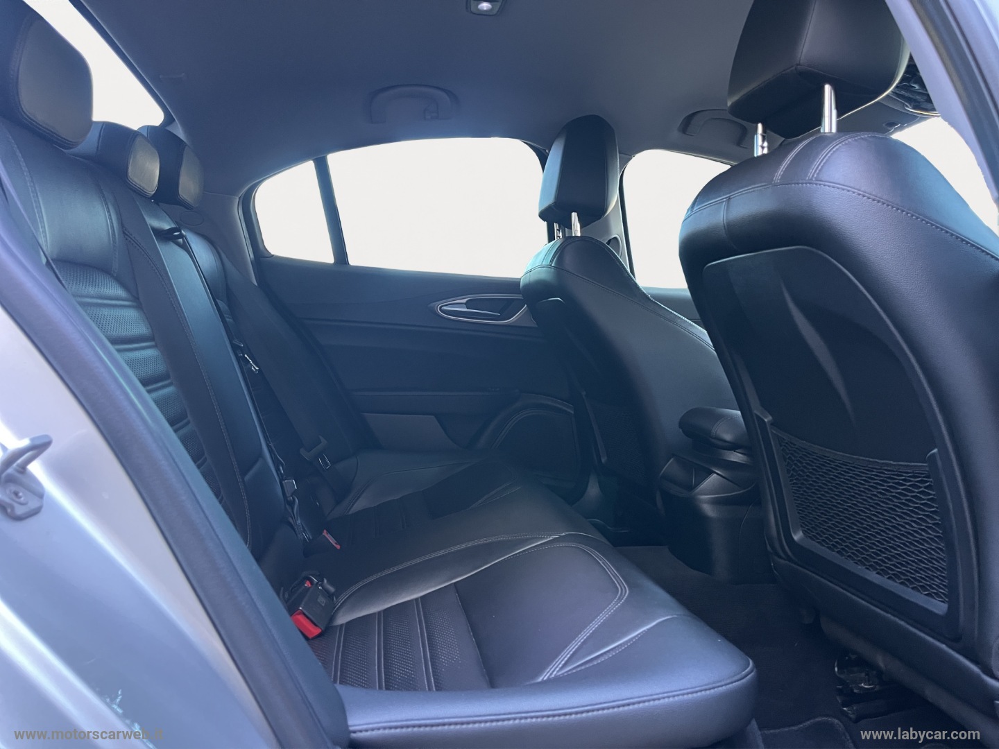 Giulia 2.2 TD 210 CV AT8 AWD Q4 Veloce - immagine 17