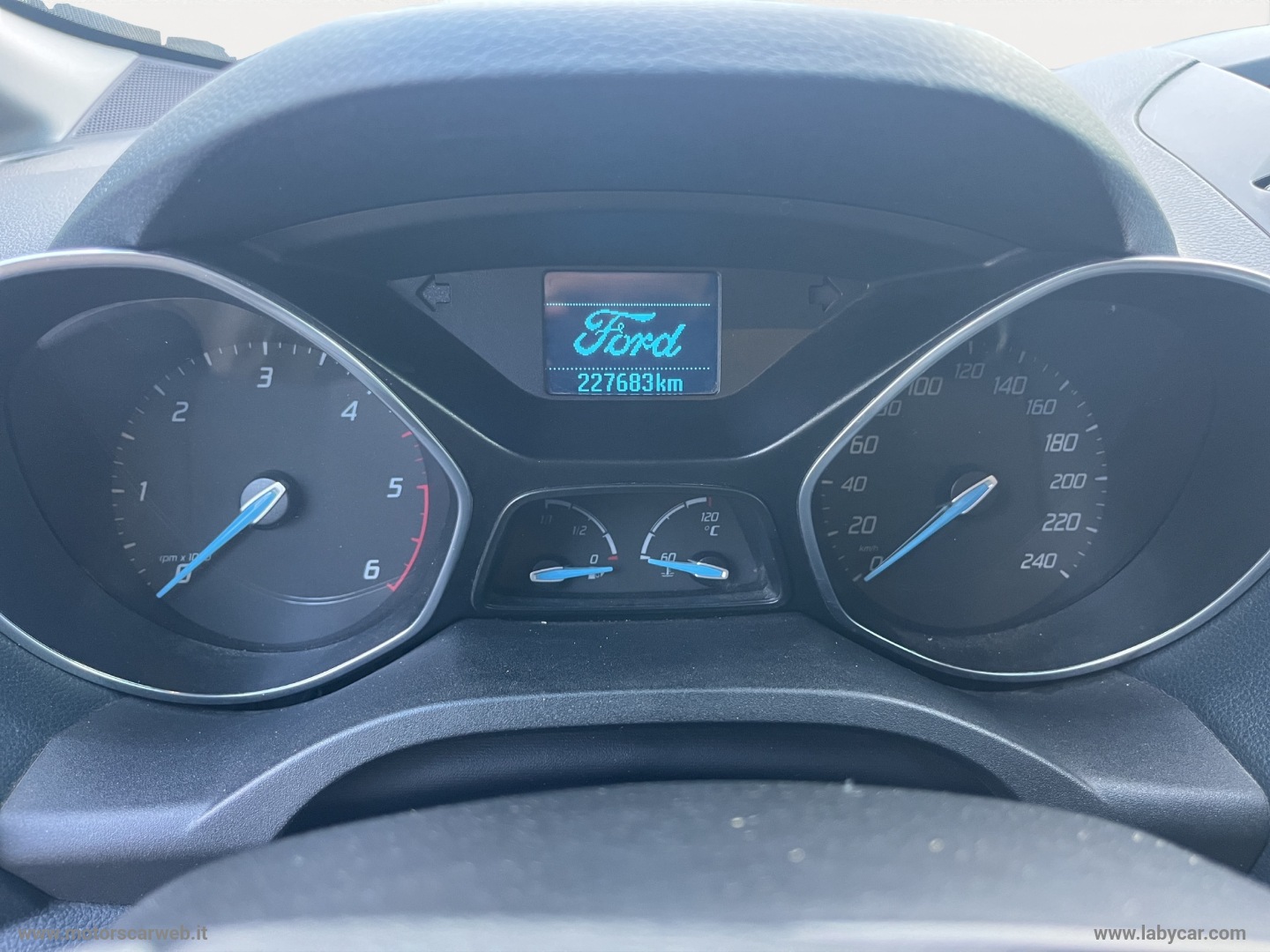 C-Max 1.6 TDCi 115 CV Plus - immagine 17