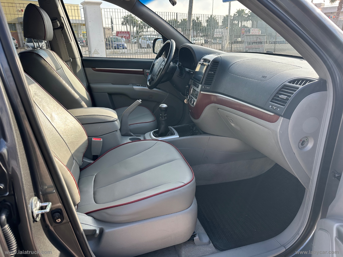 Santa Fe 2.2 CRDi VGT Active 5 p.ti - immagine 17