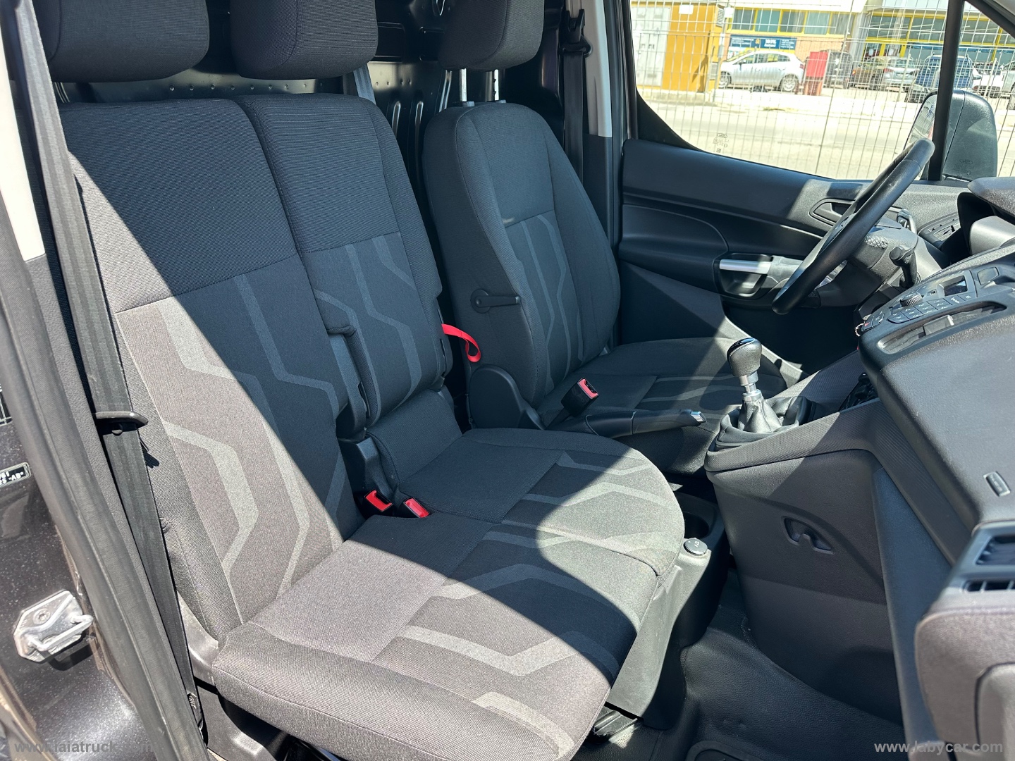 TRANSIT CONNECT DOPPIA PORTA LATERALE MAXI LUNGO - immagine 17