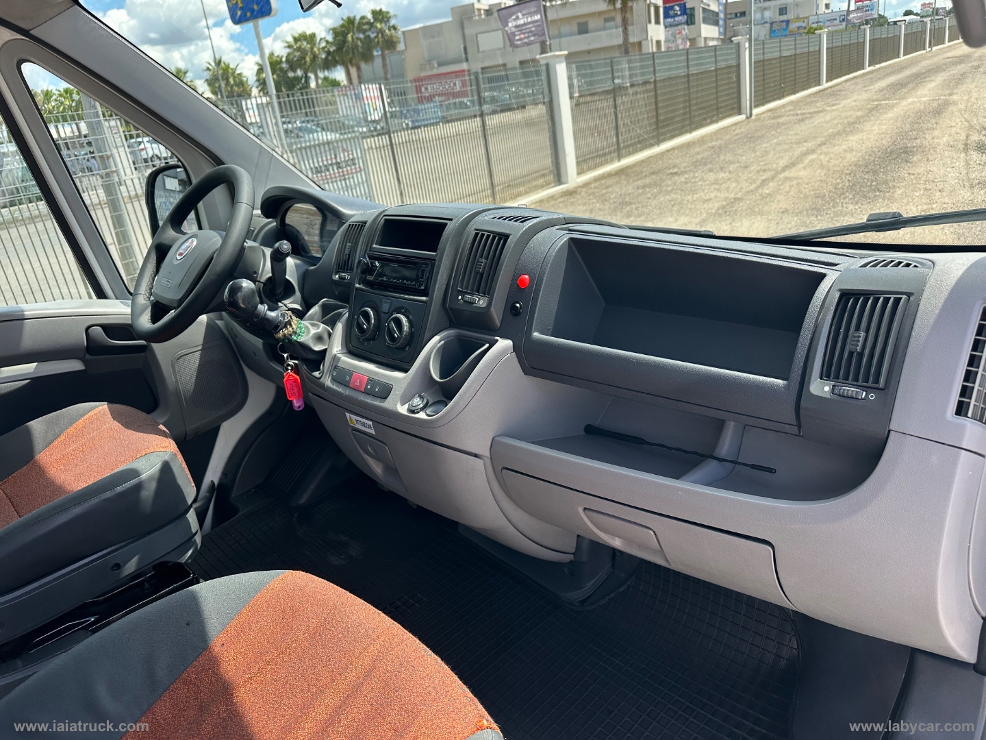 Ducato 2.3 MJT 120CV 9 POSTI E RAMPA DISABILI ELETTRICA - immagine 17