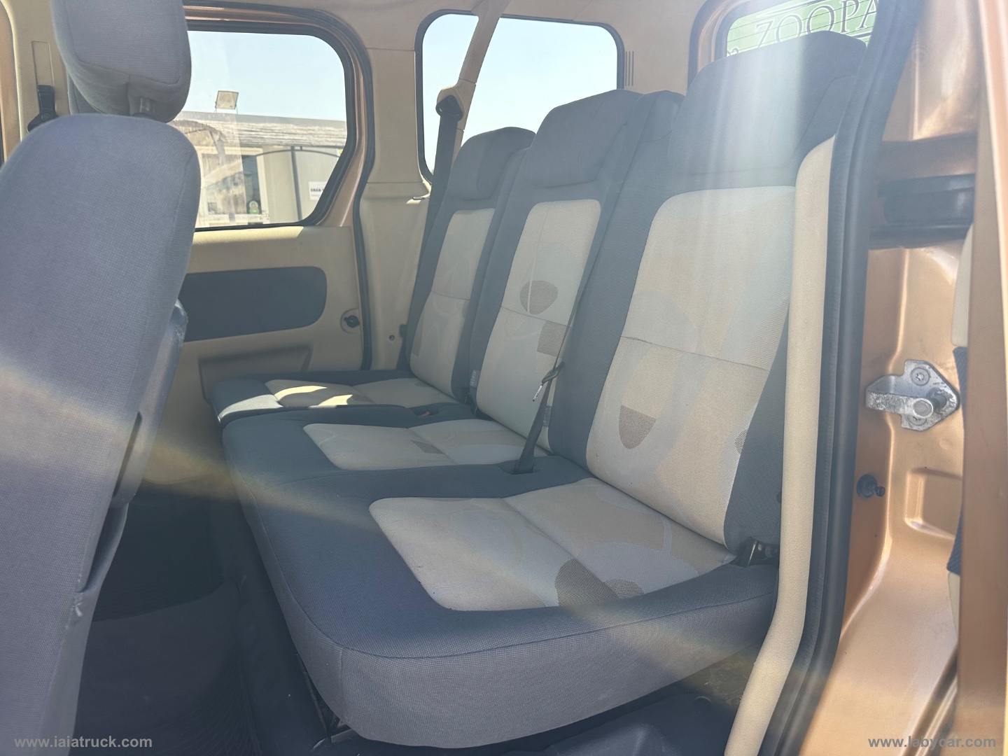 Tourneo CONNECT 200S 1.8 TDCi/110CV 5 POSTI - immagine 17