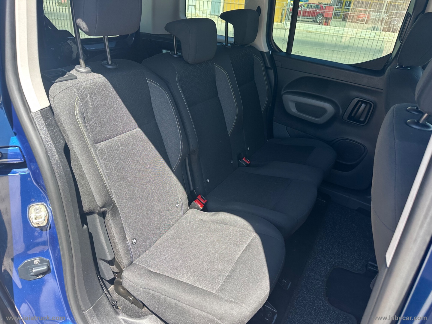 Rifter Mix BlueHDi Active AUTOCARRO N1 5 POSTI - immagine 17