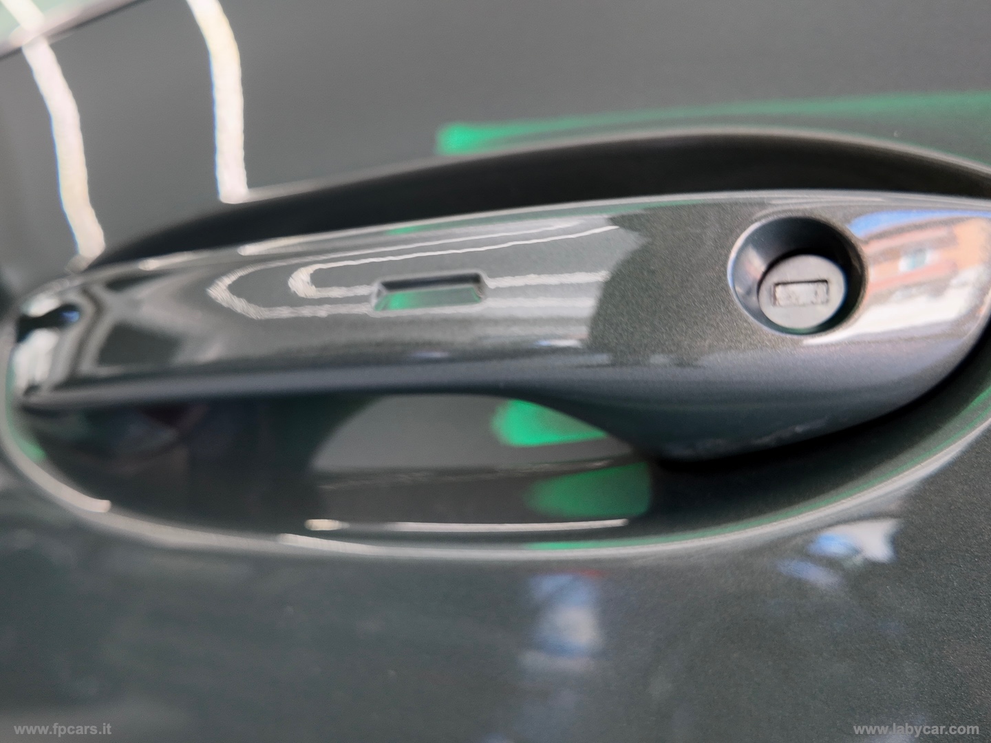 Tiguan 2.0 TDI 150 CV DSG Elegance - immagine 17