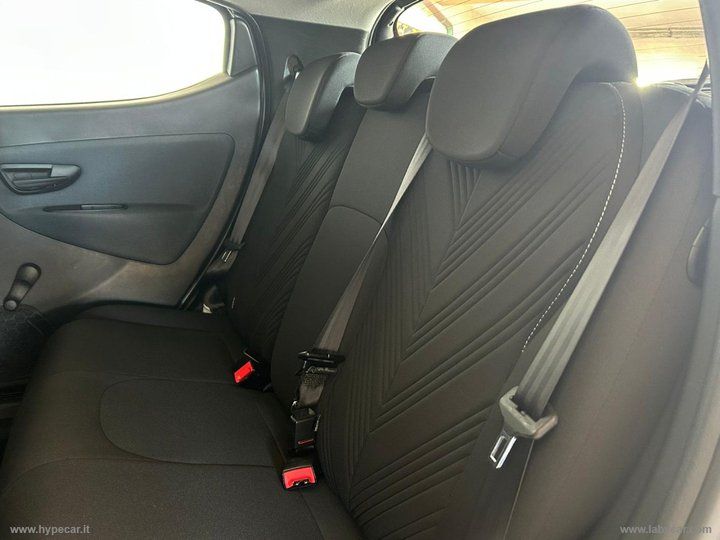 Ypsilon 1.0 FireFly 5p.S&S Hybryd Gold - immagine 17