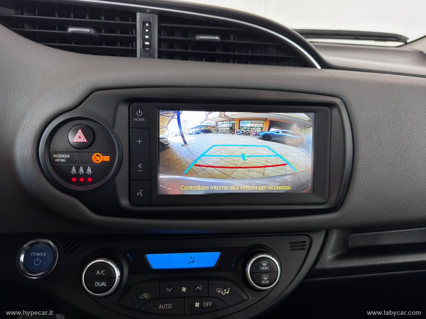 Yaris 1.5 Hybrid 5p. Active - immagine 17