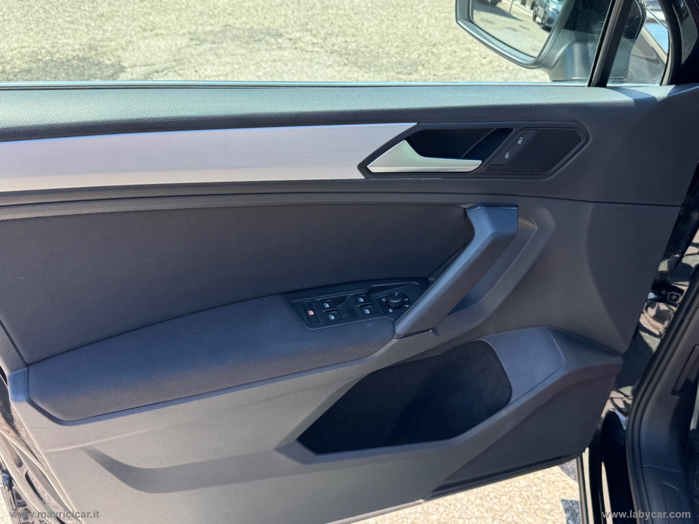 Tiguan 1.6 TDI Style BMT - immagine 17