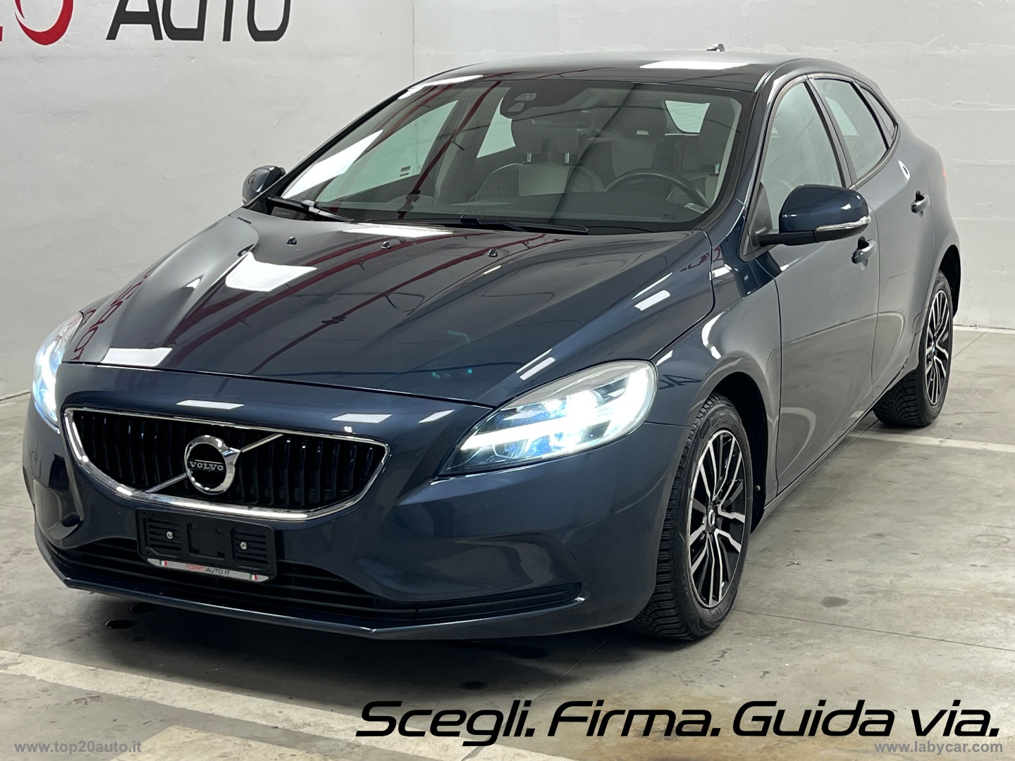 V40 D2 Geartronic Momentum|FARI LED|8 GOMME|PELLE - immagine 17