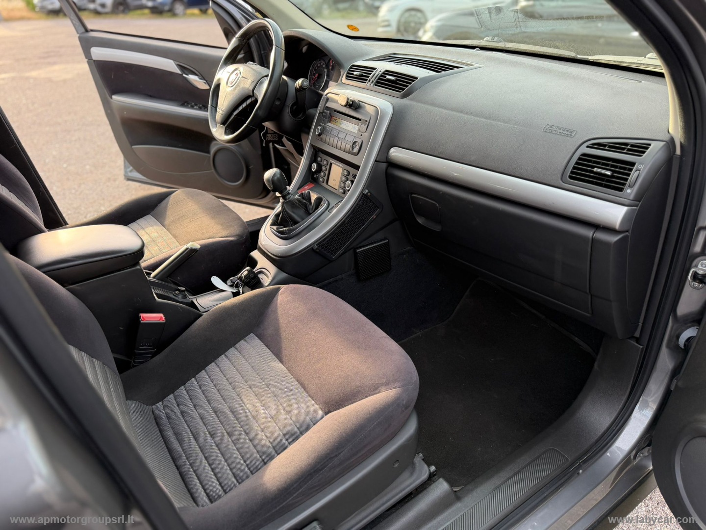 Croma 1.9 MJT Emotion - immagine 17