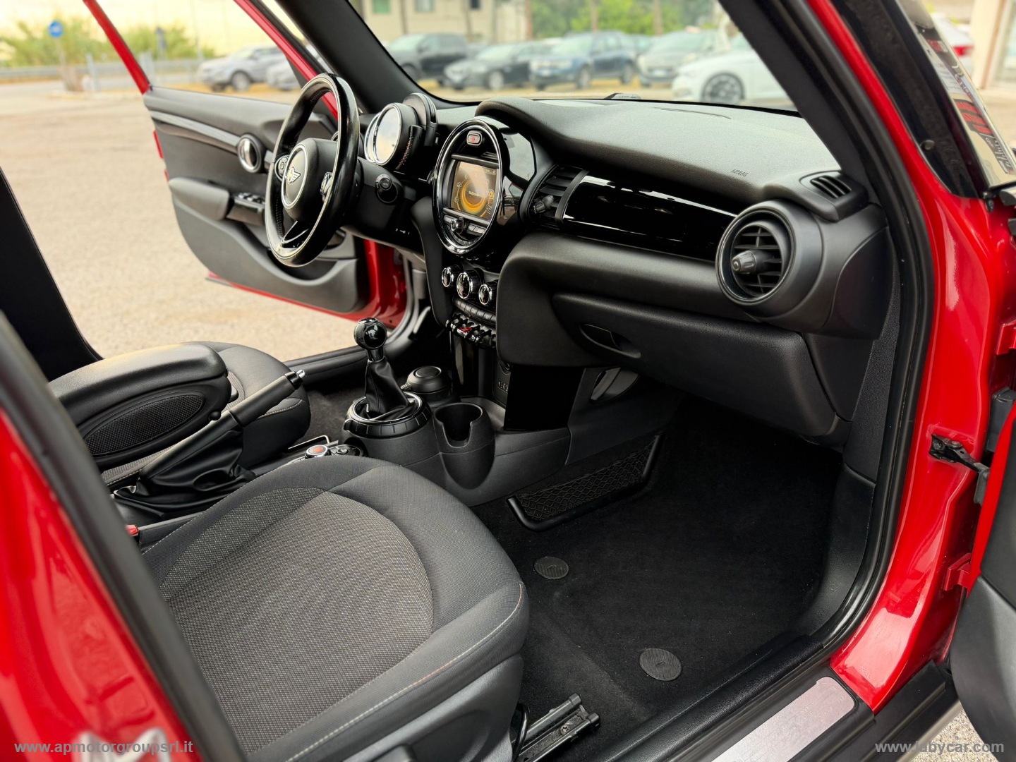 Mini Cooper D Business XL - immagine 17