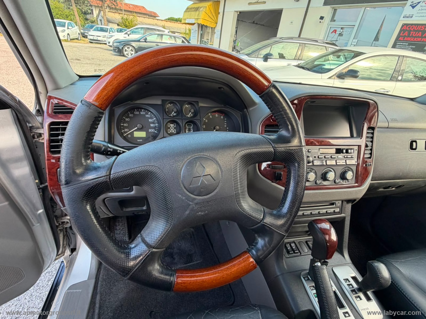 Pajero 3.2 16V DI-D 5p. GLS2 7 POSTI - immagine 17