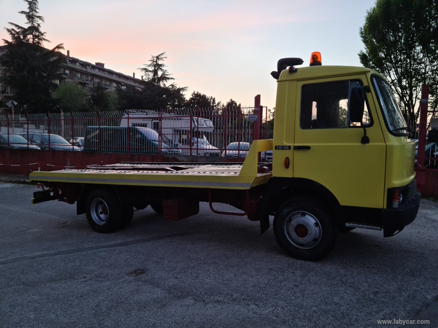 50 F 10 CARROATTREZZI UNICO PROPRIETARIO - immagine 17