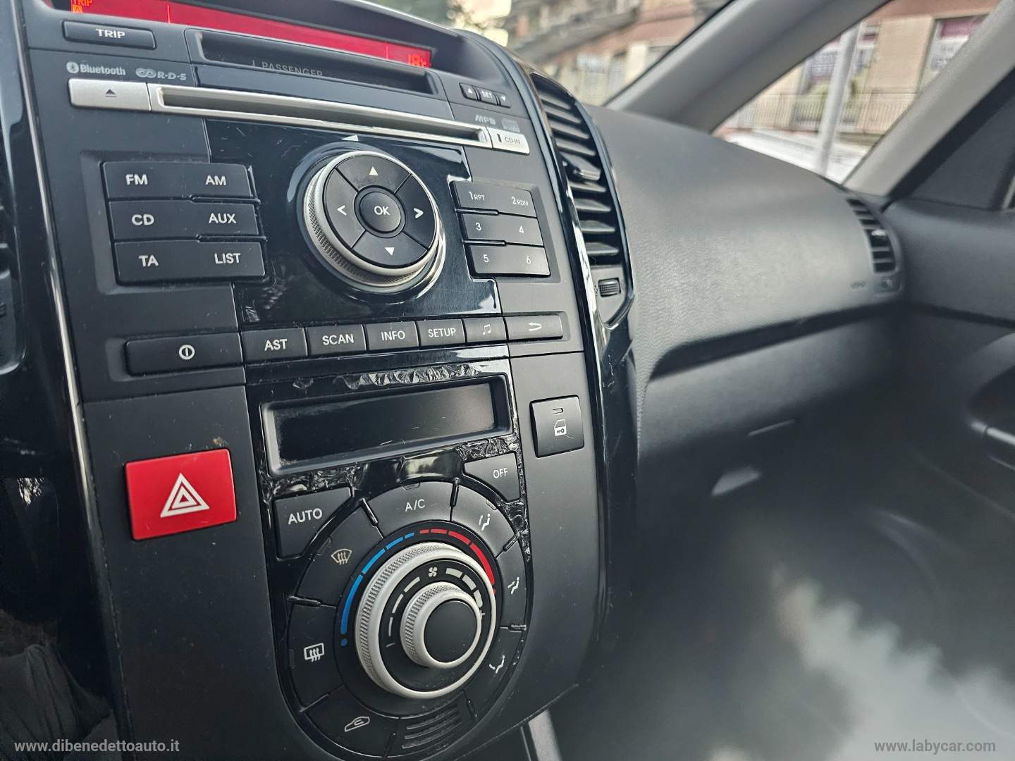Venga 1.6 CRDi VGT TX - immagine 17
