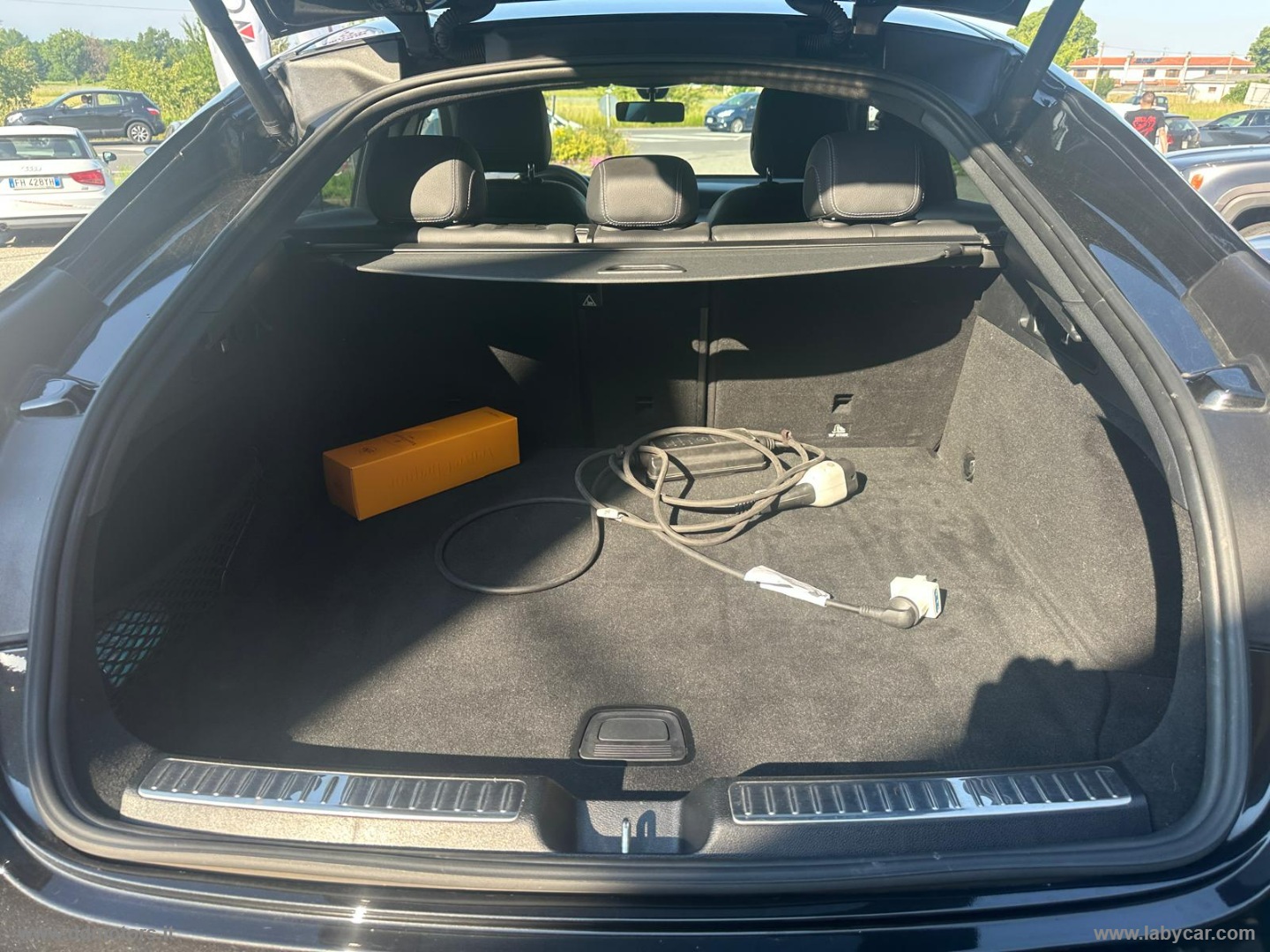 GLC 300 e 4Matic Plug-in hybrid Business PLUG-IN - immagine 17
