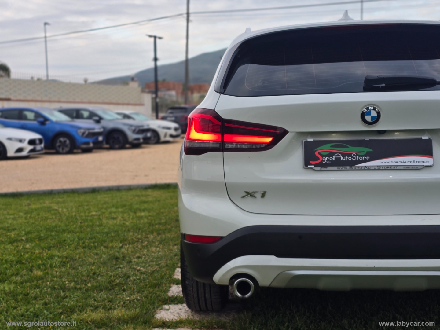 X1 xDrive18d xLine Plus - immagine 17