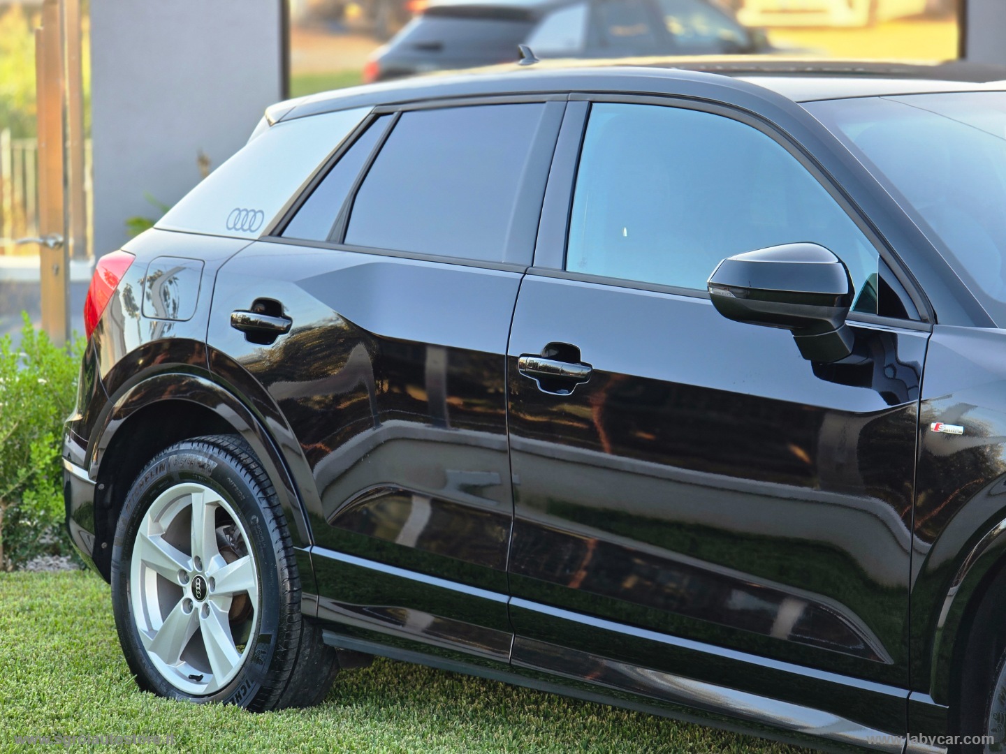 Q2 35 TDI S tronic S line Edition - immagine 17