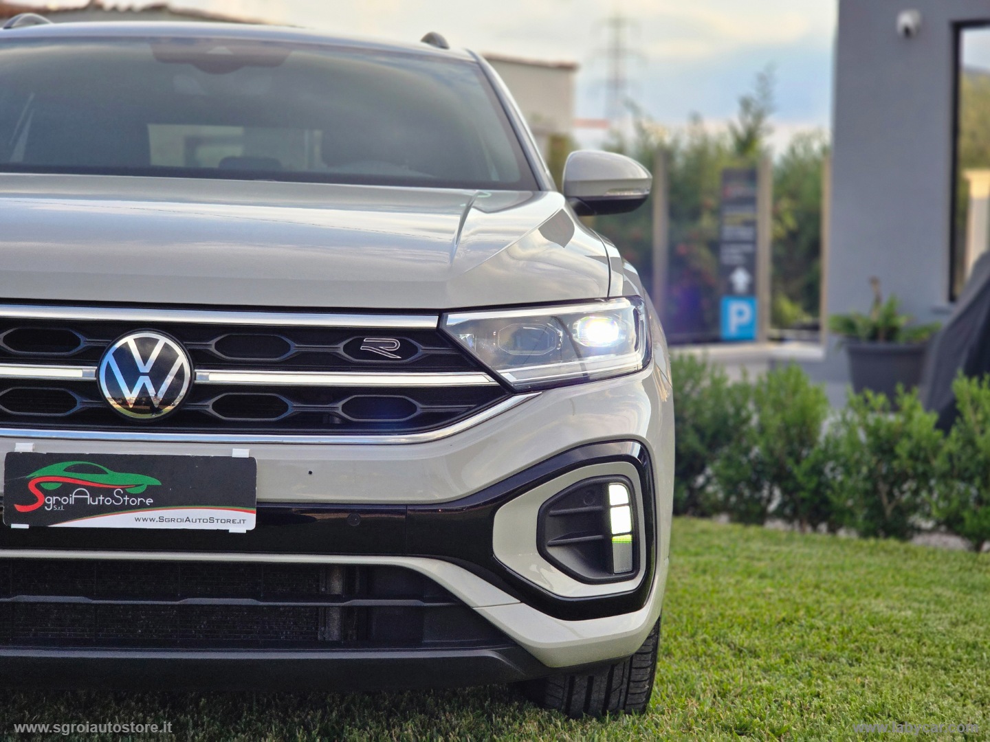 T-Roc 2.0 TDI SCR R-Line - immagine 17
