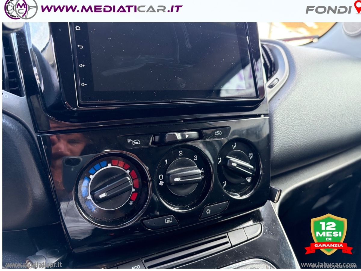 Ypsilon 0.9 T.Air 85 CV 5p. S&S Silver - immagine 17