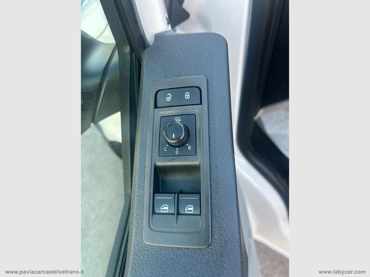 Caravelle 2.0TDI 150 PC Tren. - immagine 17