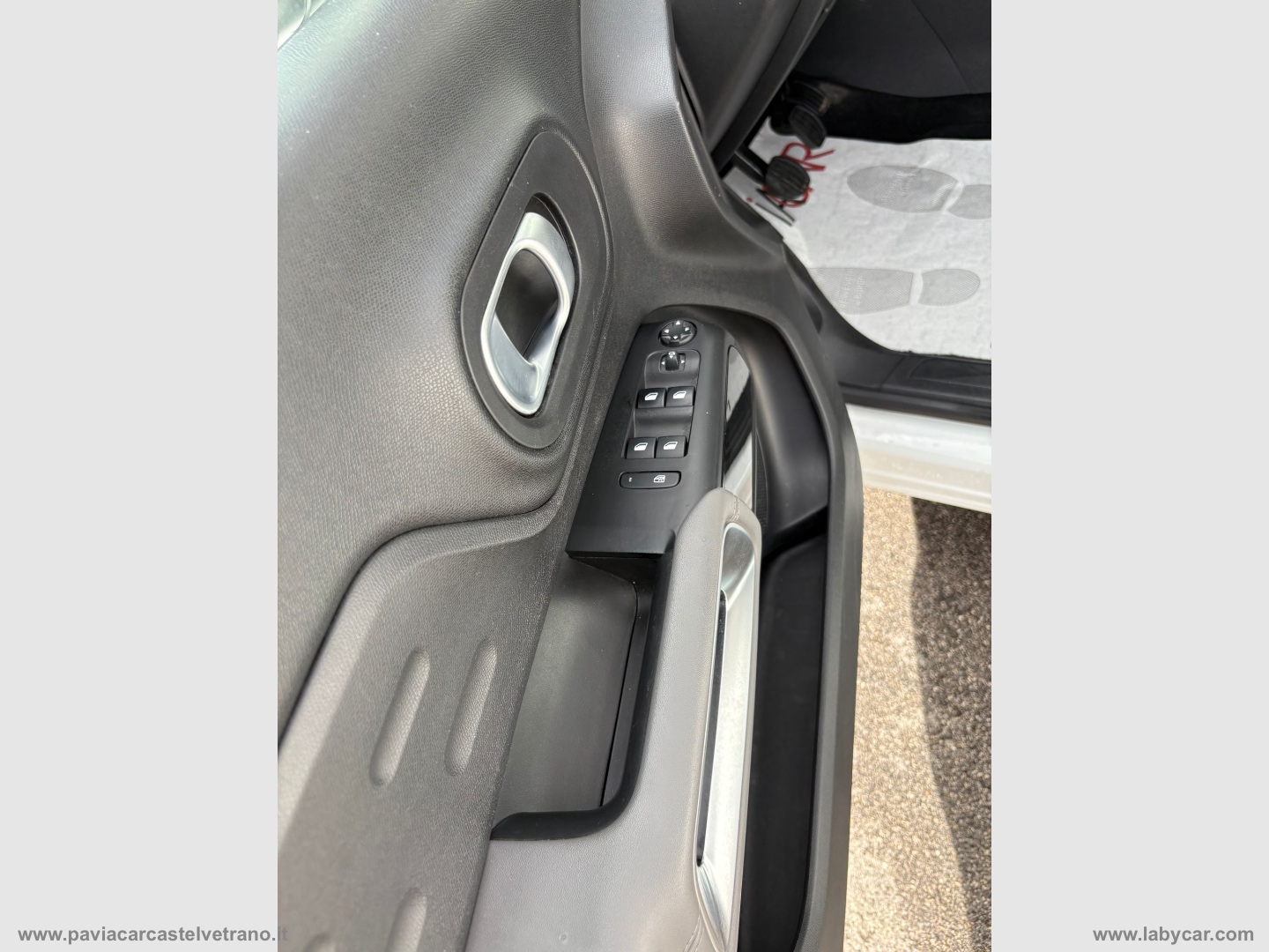 C5 Aircross BlueHDi 130 S&S Feel Pack AUTOCARRO - immagine 17