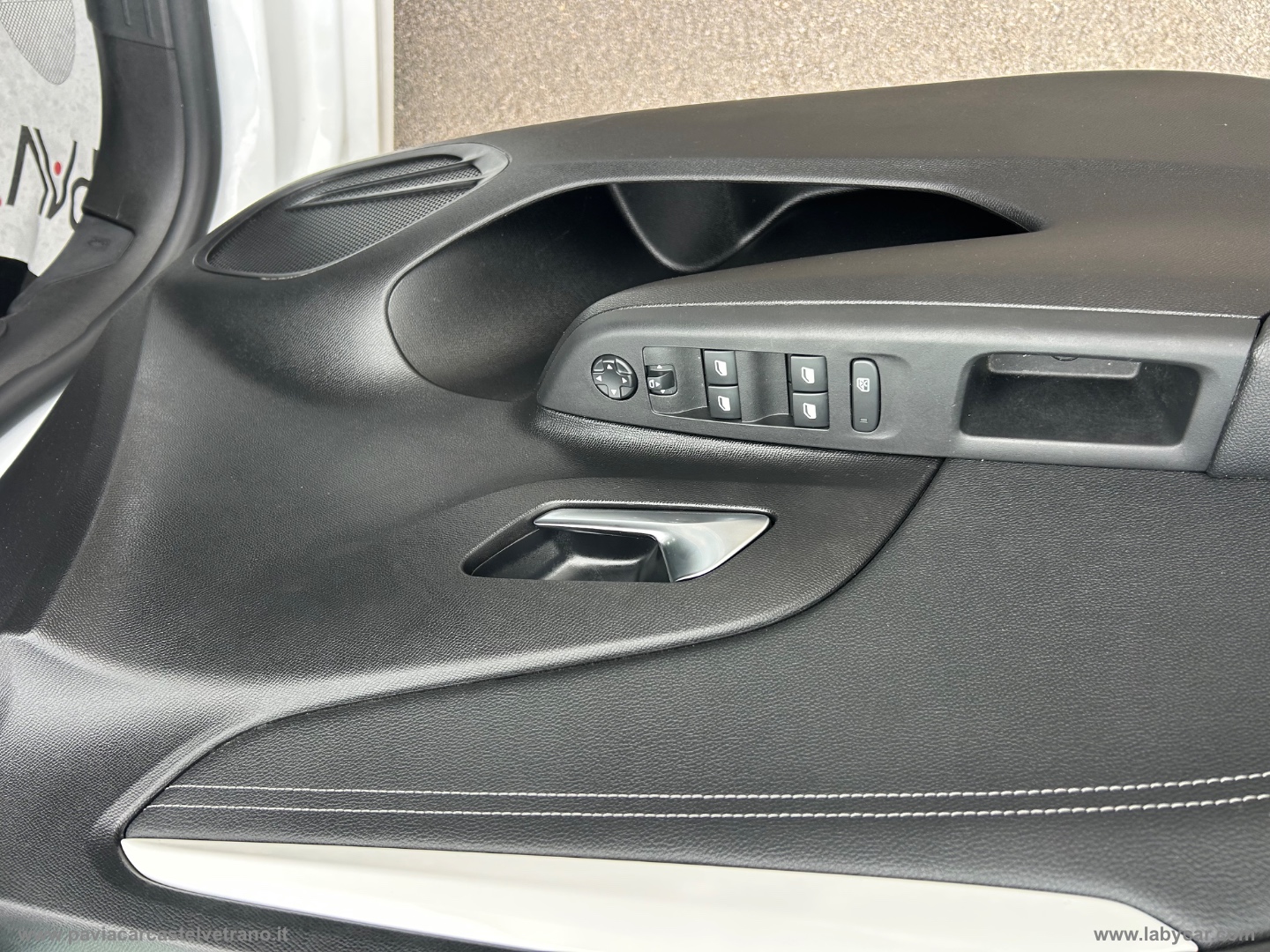 Corsa 1.2 100 CV Edition - immagine 17