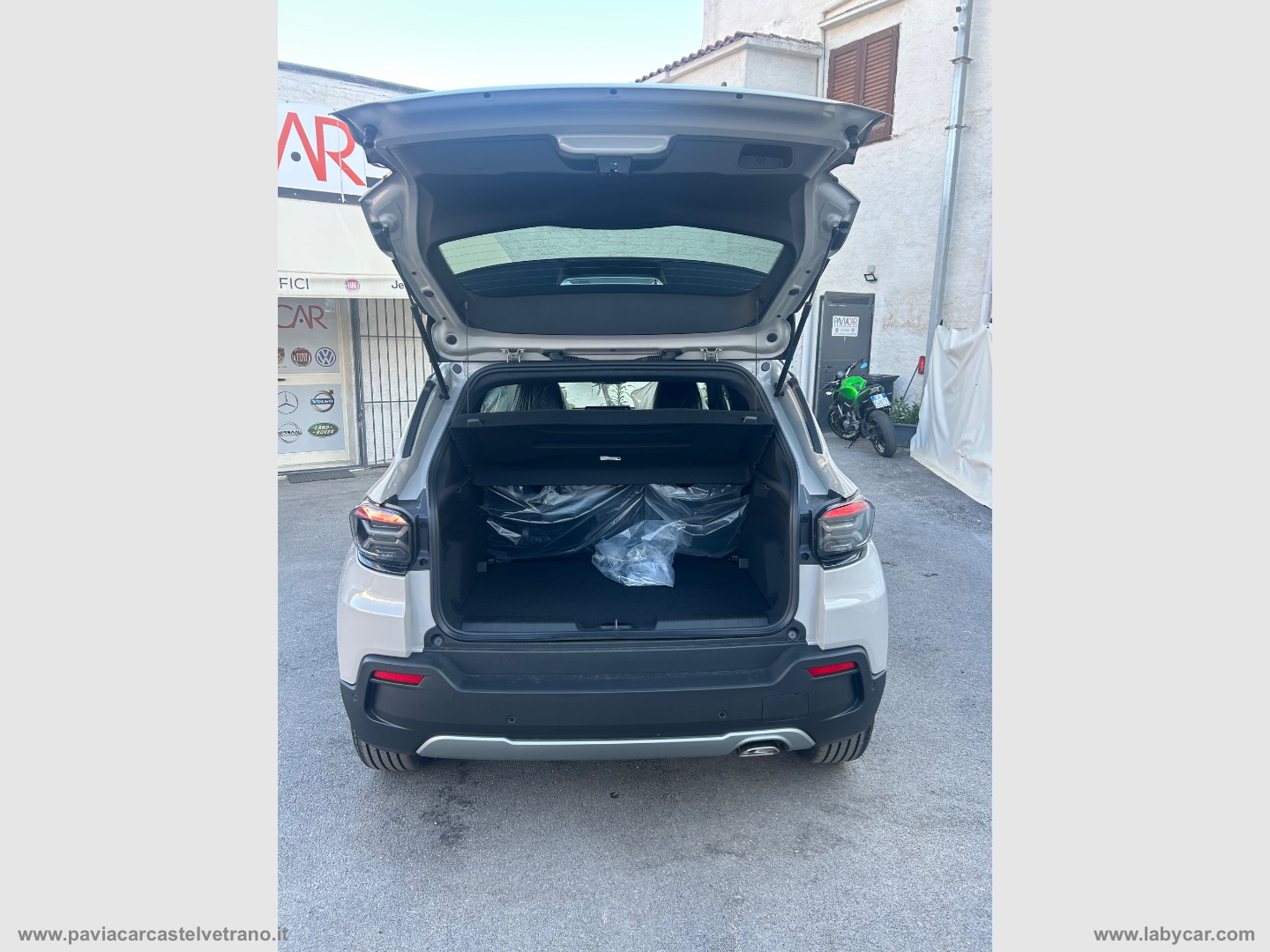 Avenger 1.2 Turbo 110CV e-Hybr. Summit KM/0 - immagine 17