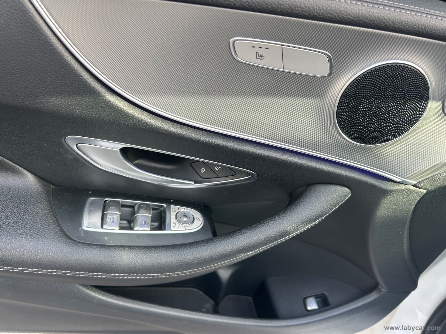 E 220 d AMG PREMIUM NIGHT EDITION - immagine 17