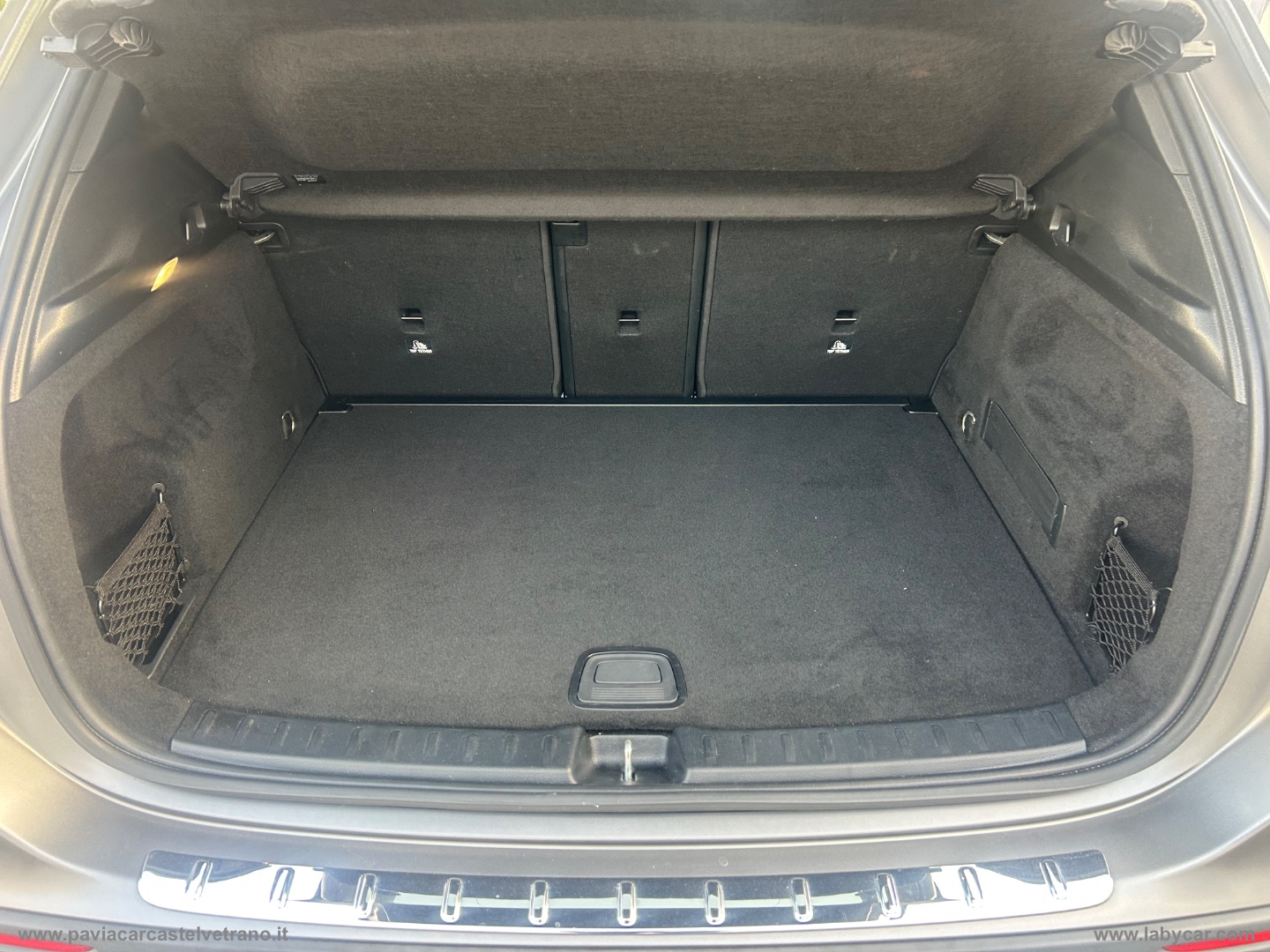 GLA 200 d Automatic 4Matic Premium - immagine 17