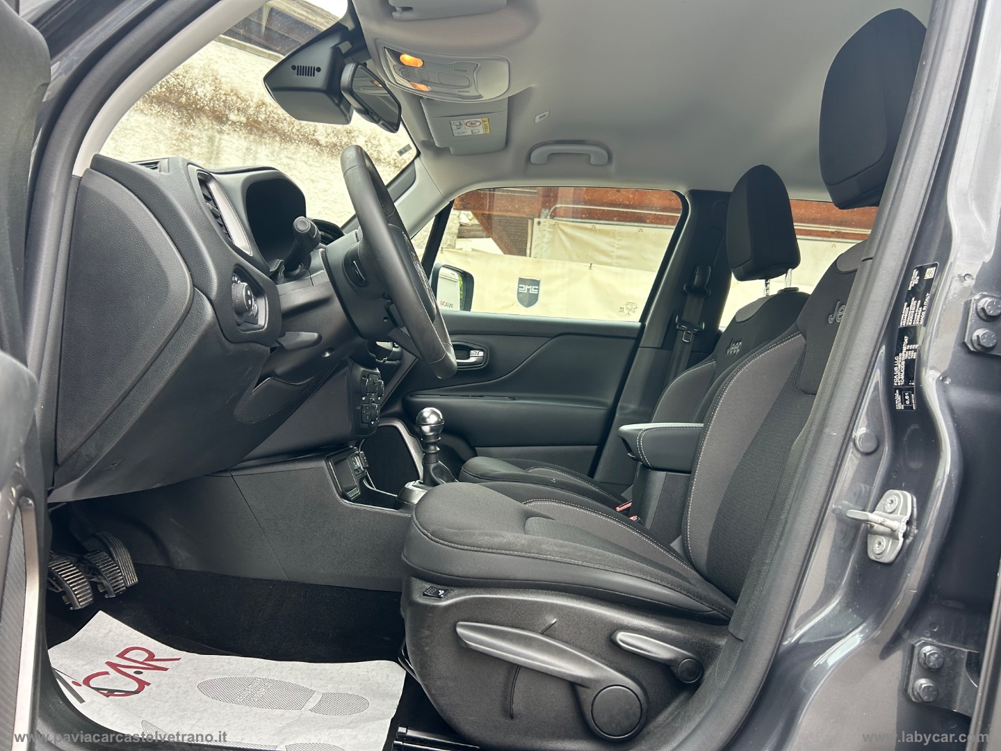 Renegade 1.6 Mjt 130CV Limited - immagine 17