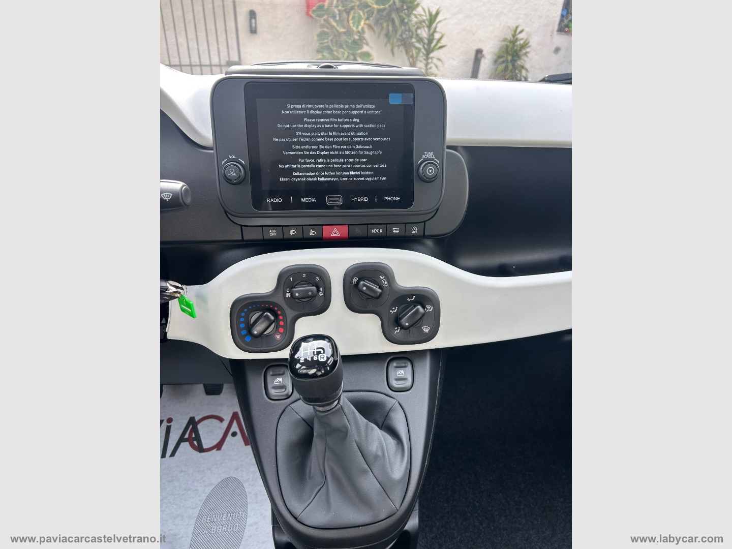 Pandina 1.0 FireFly 65 CV Hybrid Cross KM/0 - immagine 17