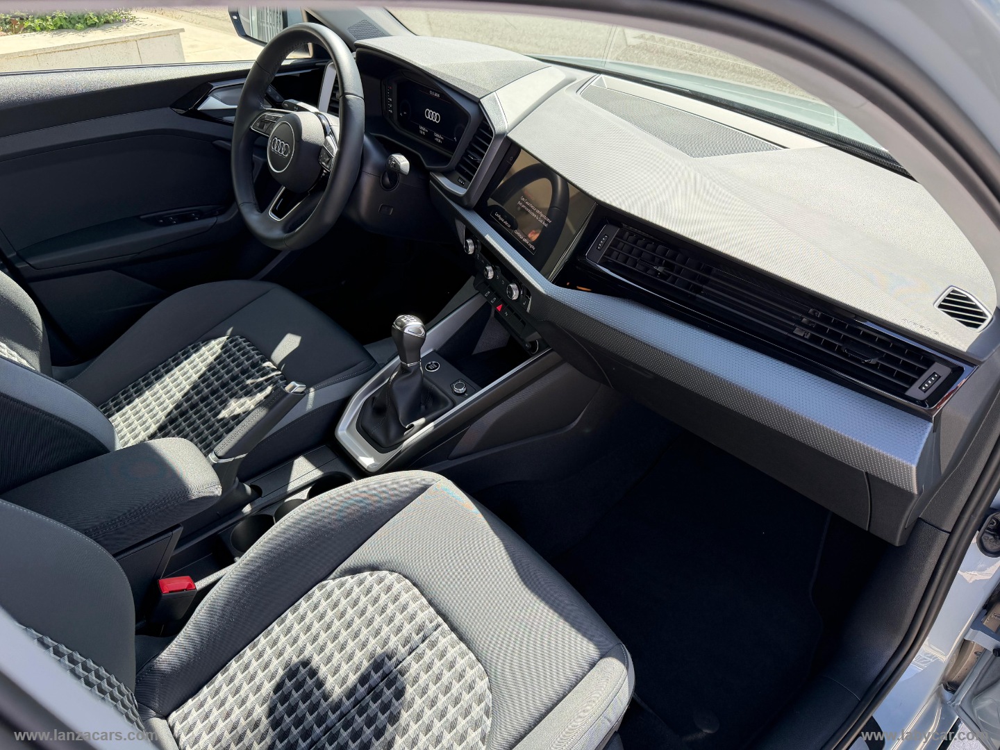 A1 allstreet 25 TFSI Business - immagine 17
