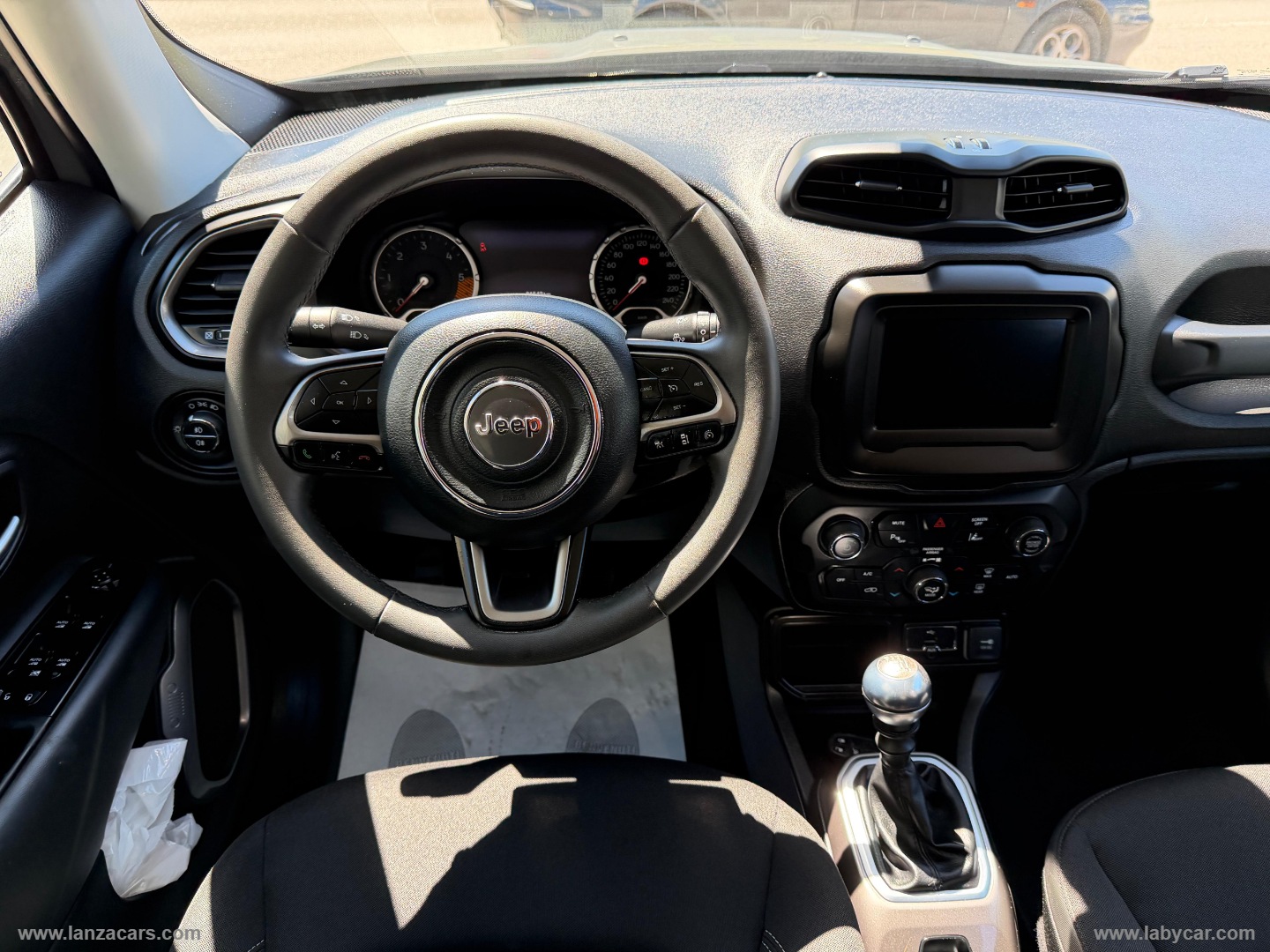 Renegade 1.6 Mjt 130CV Limited - immagine 17