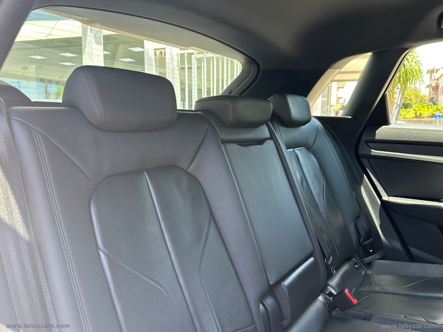 Q3 35 TDI S tronic Business Advanced - immagine 17